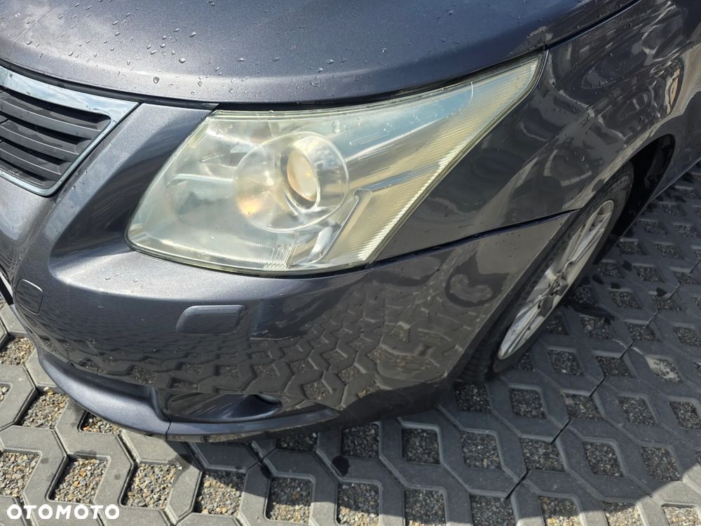 Toyota Avensis 2.0 D-4D - 15