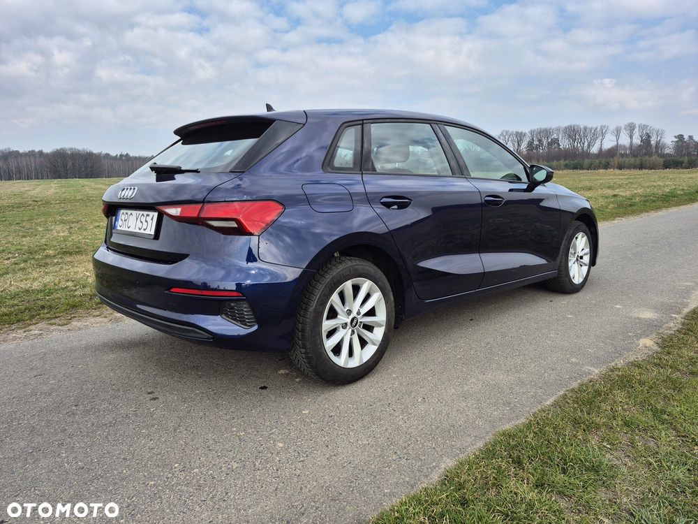 Audi A3 Sportback - 3