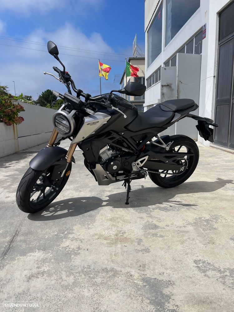 Honda CB CB125R - 1