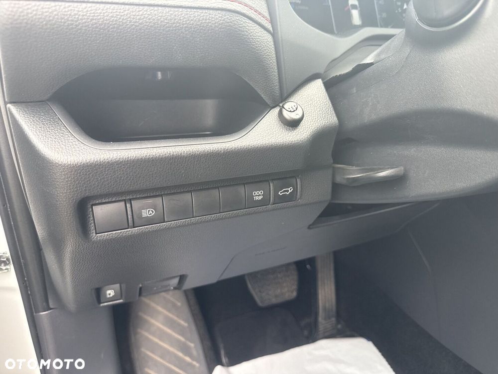 Toyota RAV4 - 24