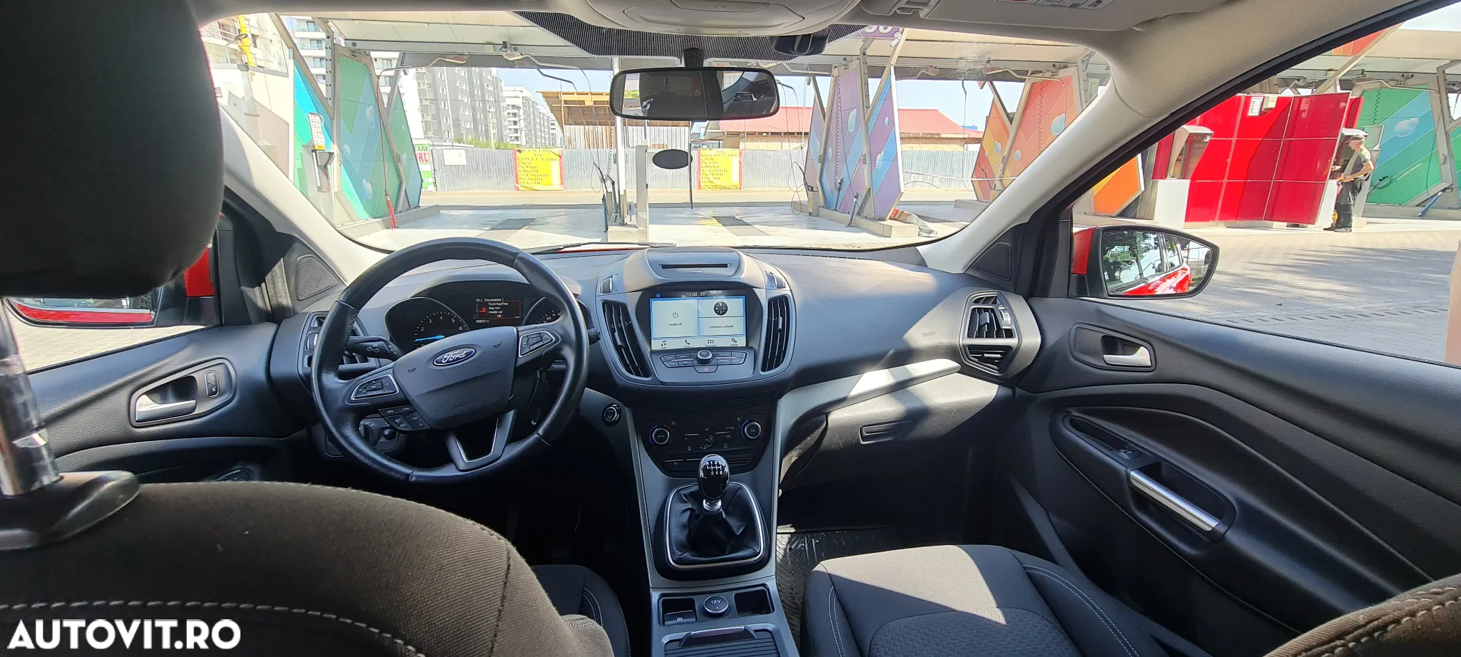 Ford Kuga 1.5 EcoBoost 2WD Trend - 2