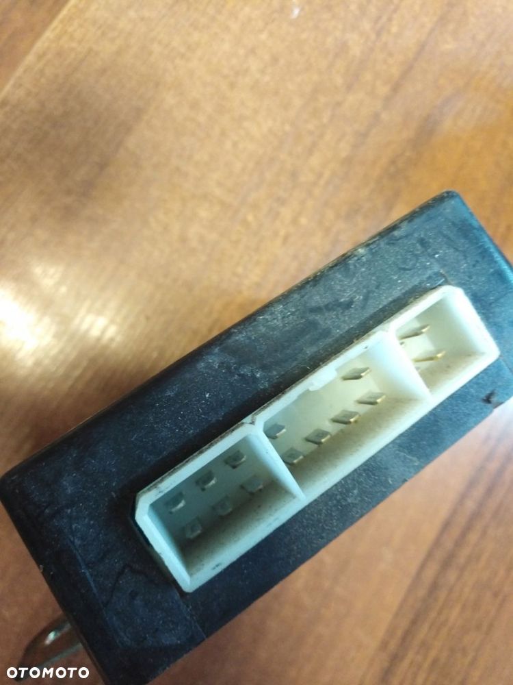 MODUŁ STEROWNIK SILNIKA NISSAN VANETTE 11069 G5510 - 2