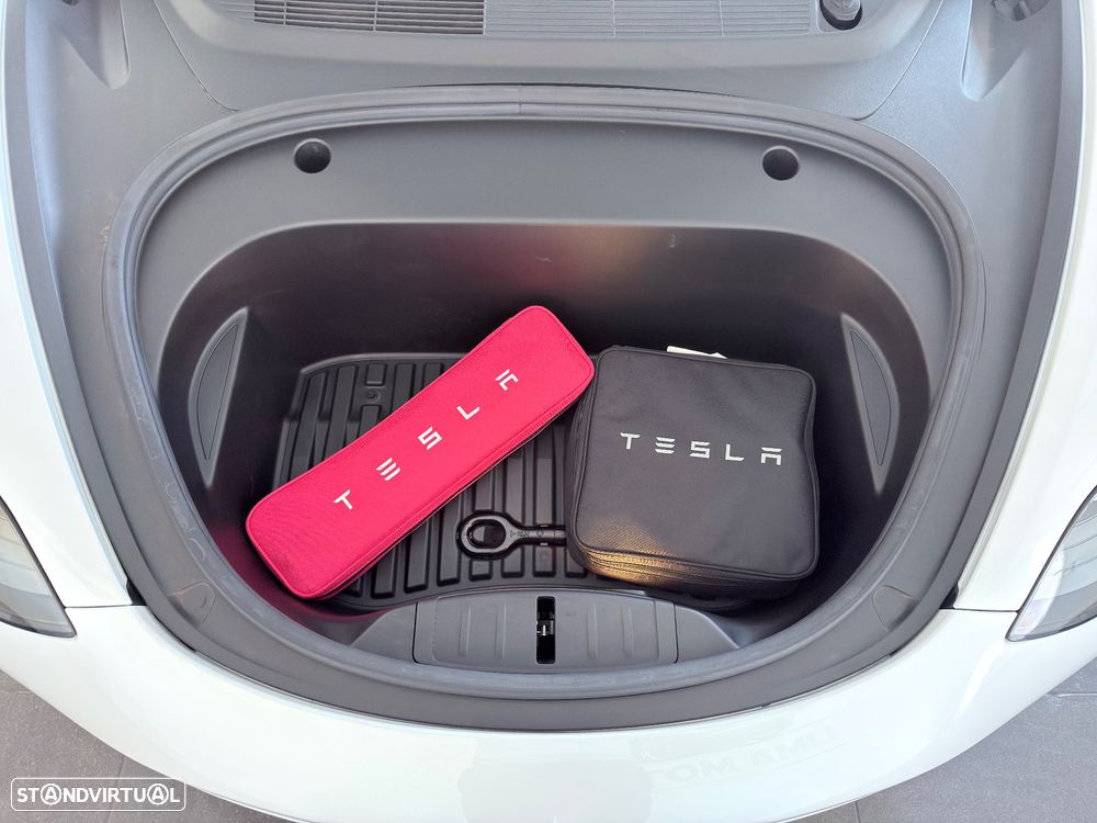 Tesla Model 3 Tração Traseira Standard - 30