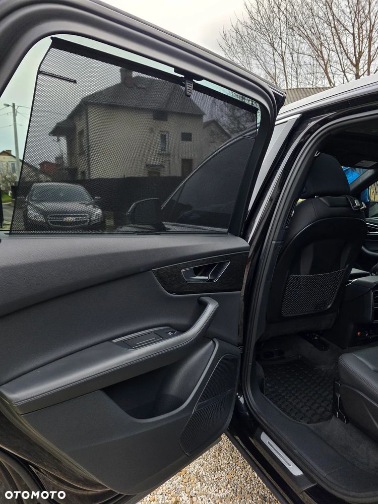 Audi Q7 55 TFSI quattro tiptronic - 33