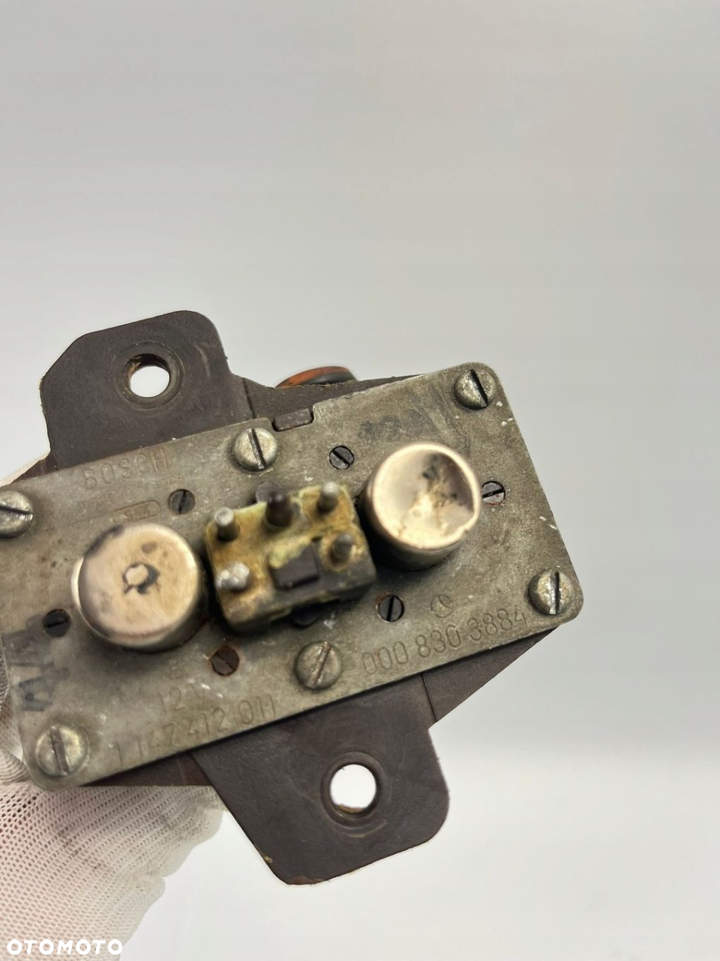 ZAWÓR OGRZEWANIA MERCEDES W126 C126 SE SEL SEC 0008303884 1147412011 - 8