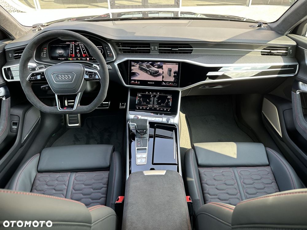Audi RS6 Avant - 17