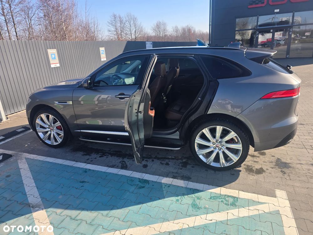 Jaguar F-Pace 3.0 V6 AWD S - 6