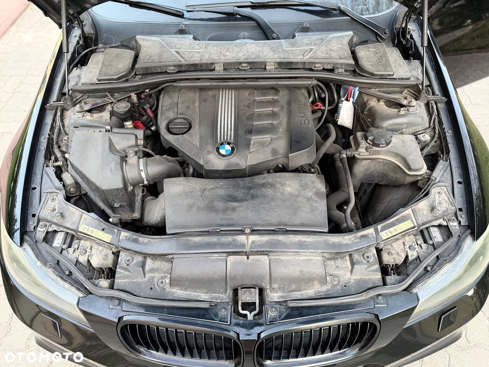BMW Seria 3 320d - 27