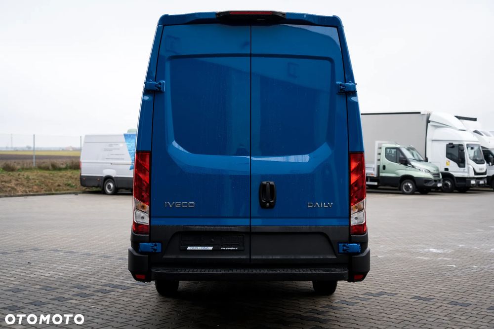 Iveco 35S18H V 3.0 Diesel 180 KM MT6 Furgon L4H2 - 14