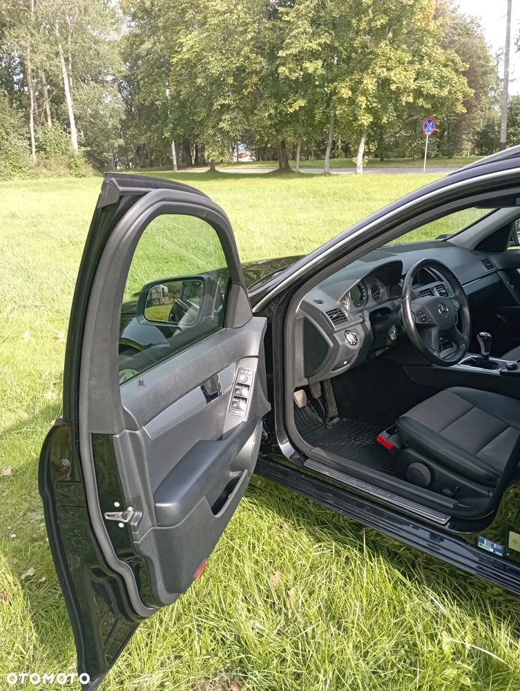 Mercedes-Benz Klasa C 200 Kompressor Avantgarde - 11