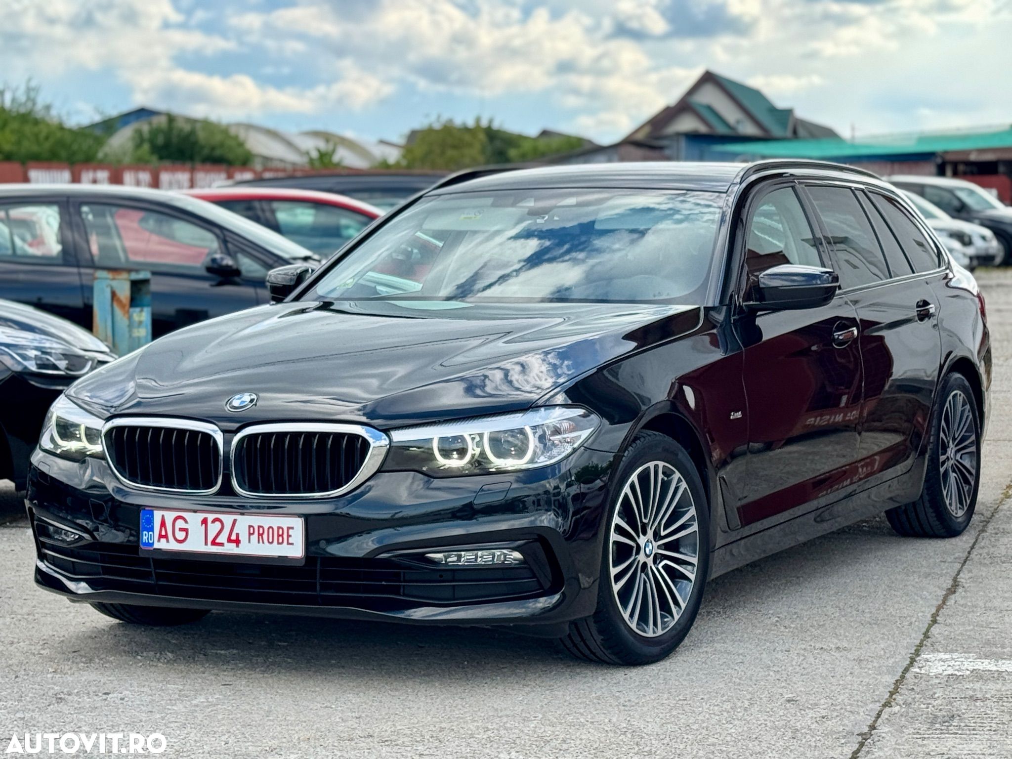 BMW Seria 5 520d Touring Aut. Sport Line - 1