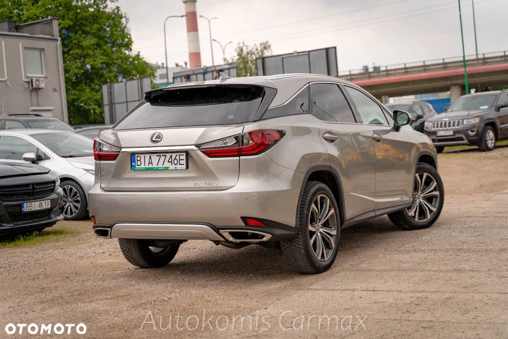 Lexus RX - 7