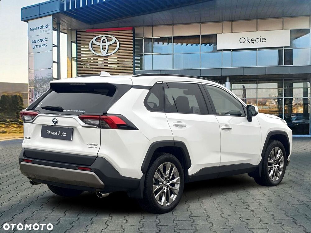 Toyota RAV4 - 6