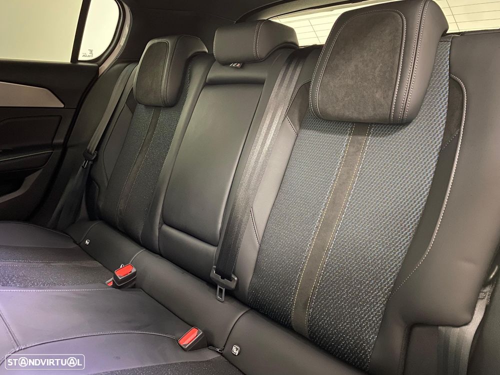 Peugeot e-308 54 kWh First Edition - 13