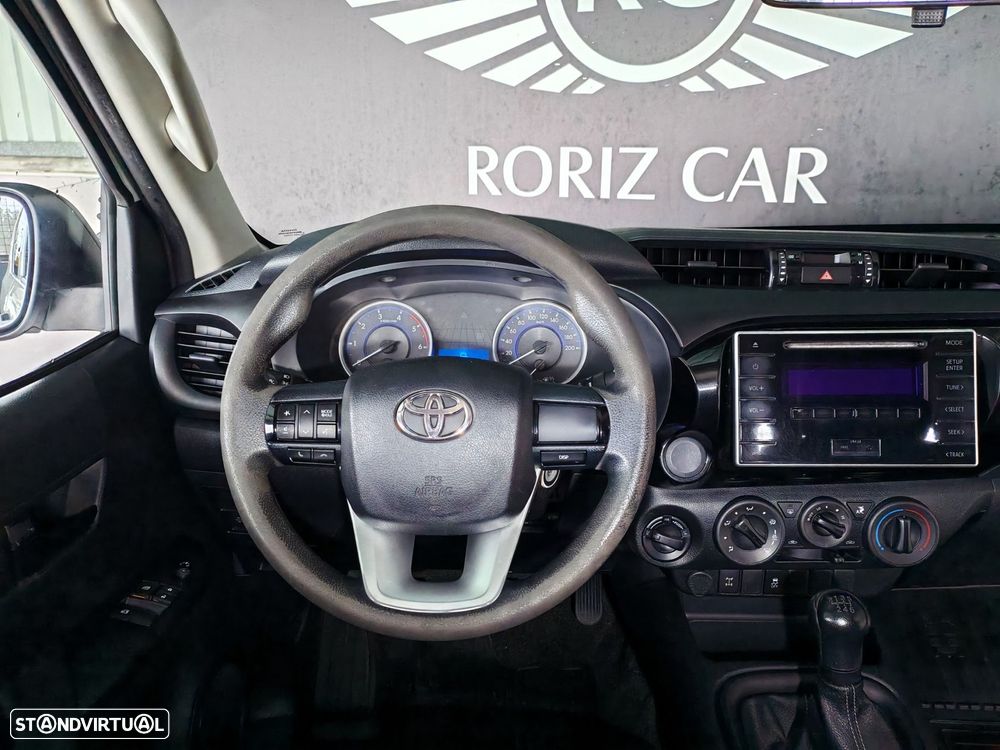 Toyota Hilux - 12