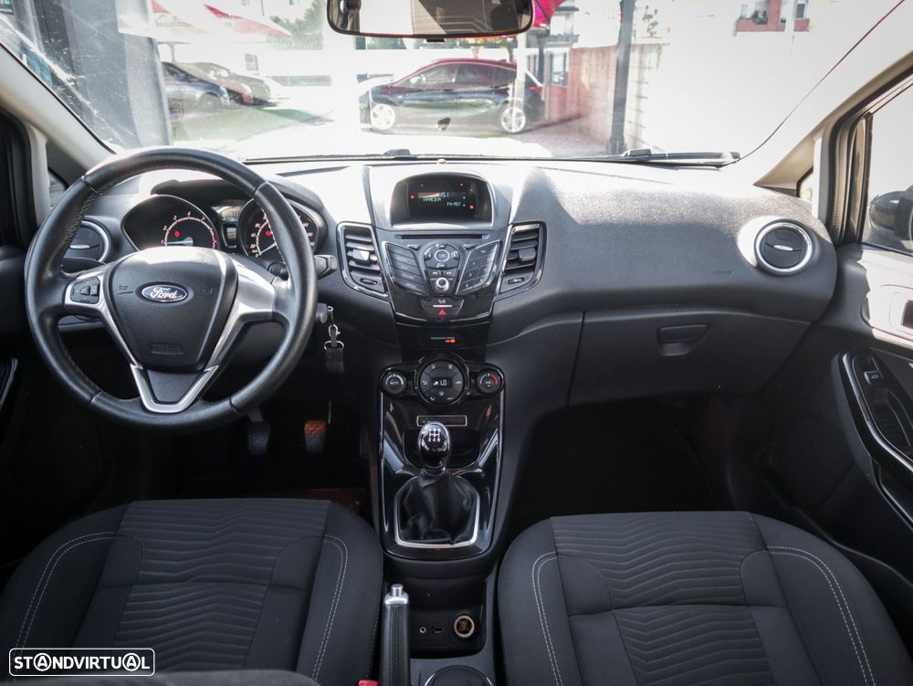 Ford Fiesta 1.0 Ti-VCT Titanium - 19