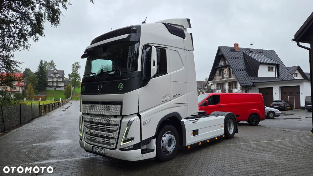 Volvo - 2