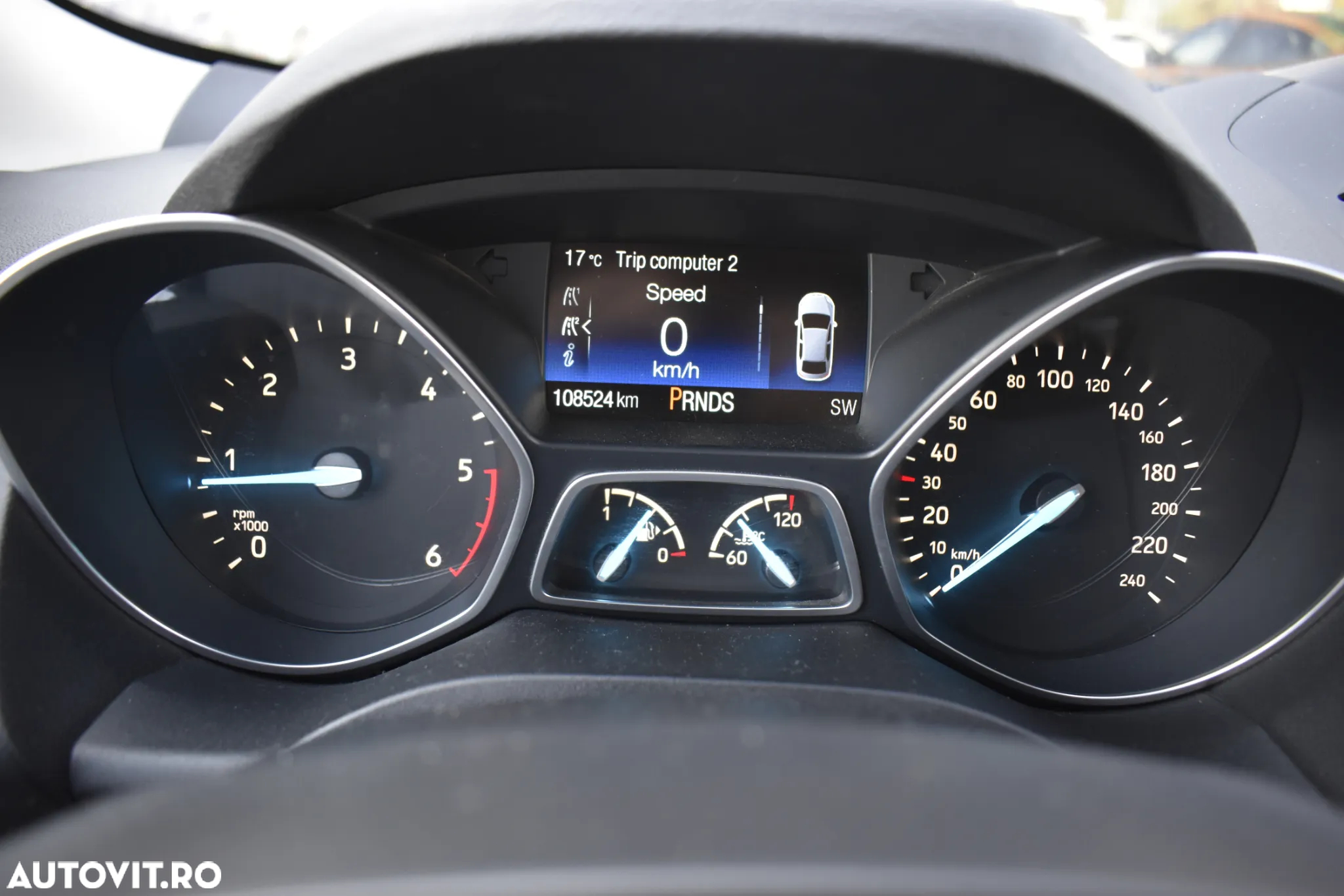 Ford Kuga 2.0 TDCi 4WD Powershift Titanium - 11