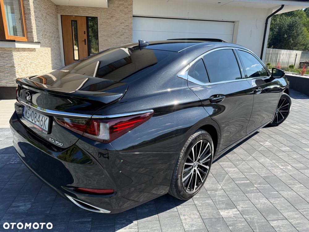 Lexus ES - 15