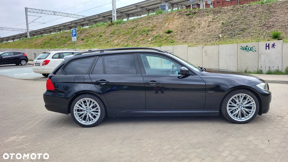 BMW Seria 3 320d - 3