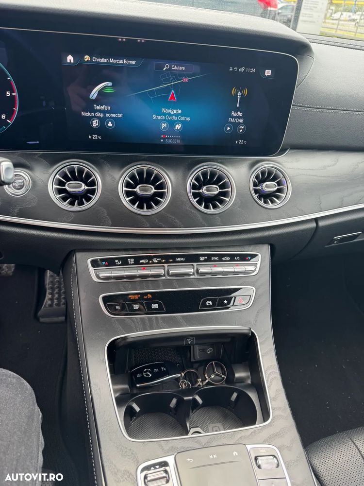 Mercedes-Benz E - 6