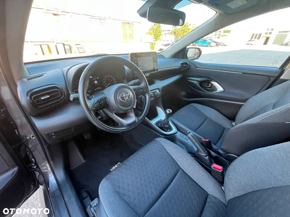 Toyota Yaris 1.5 Comfort - 15