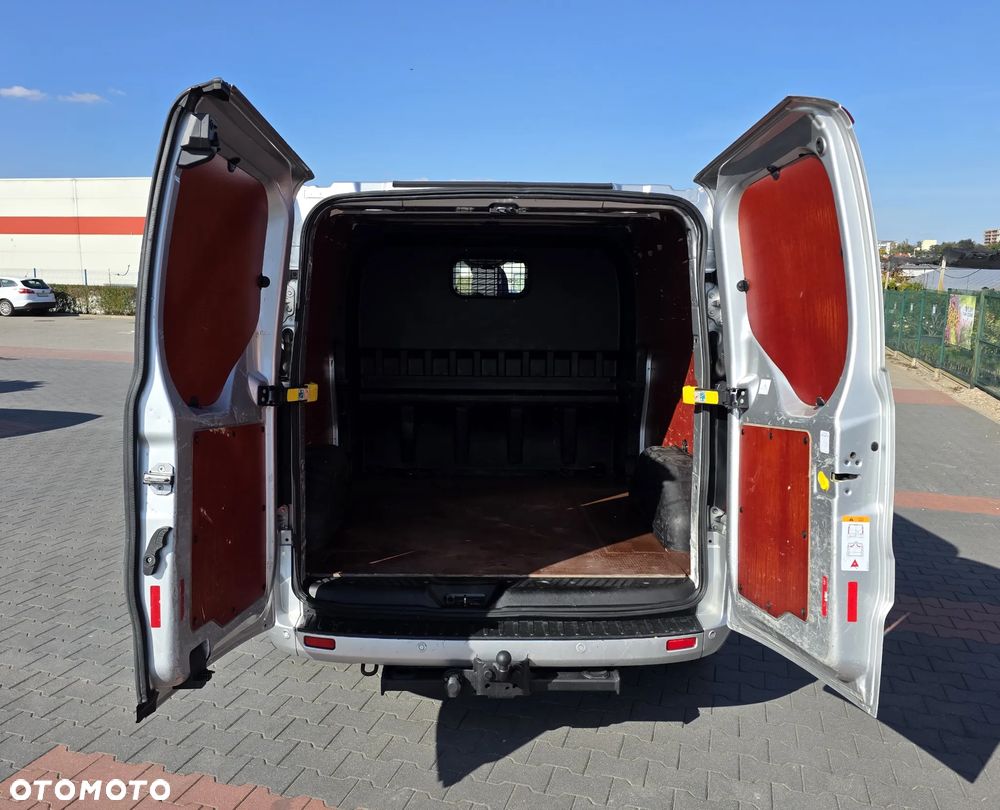 Ford TRANSIT CUSTOM - 6