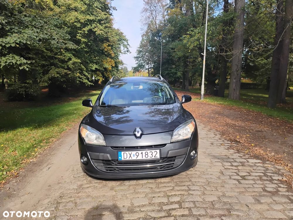 Renault Megane 2011 photo 4