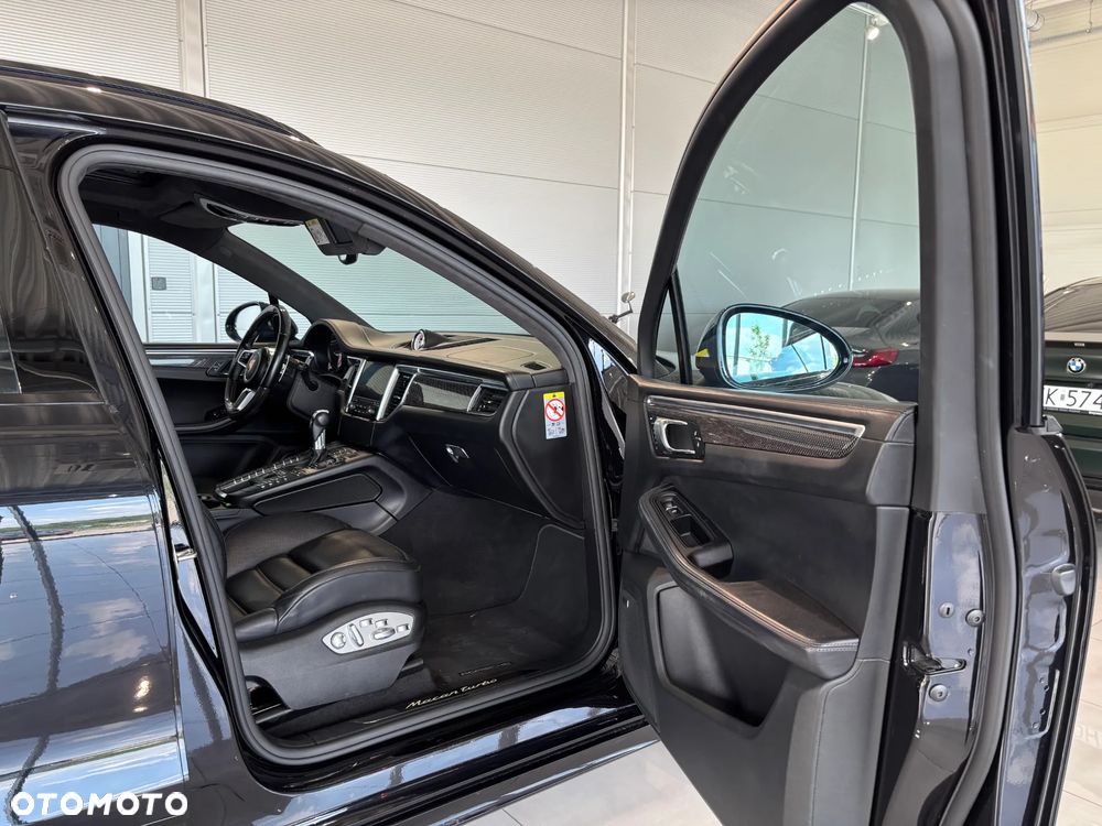 Porsche Macan - 22