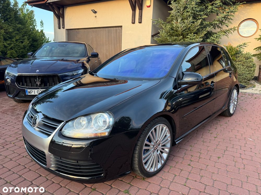 Volkswagen Golf - 2