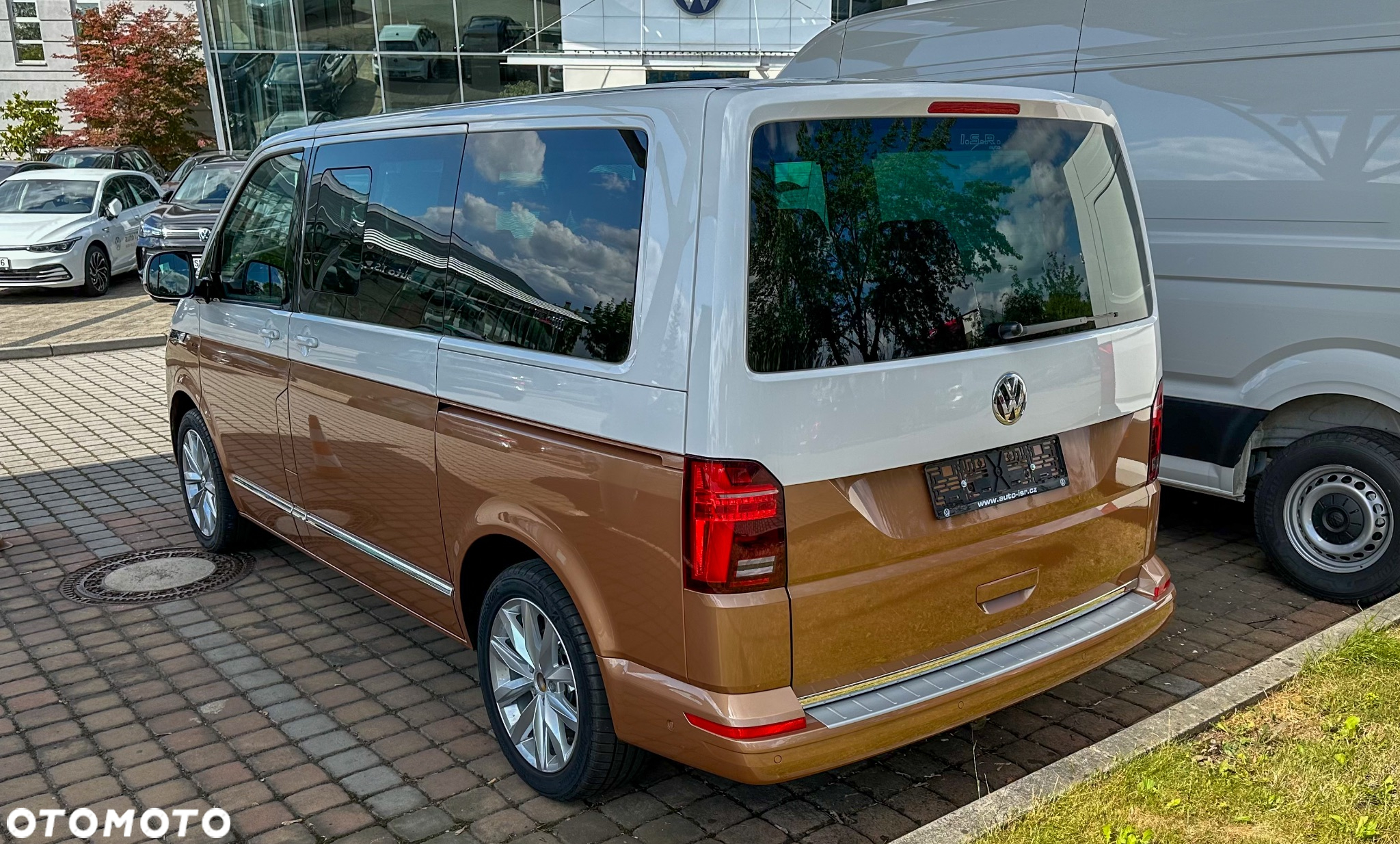 Volkswagen Multivan 6.1 2.0 TDI L1 Highline 4Motion DSG - 3