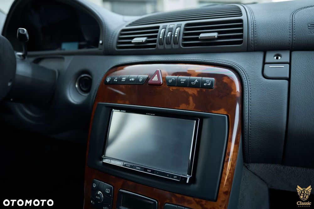 Mercedes-Benz CL 500 - 24