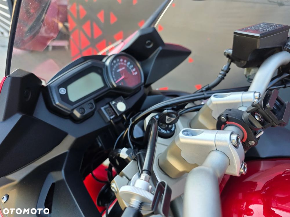 Yamaha XJ - 17