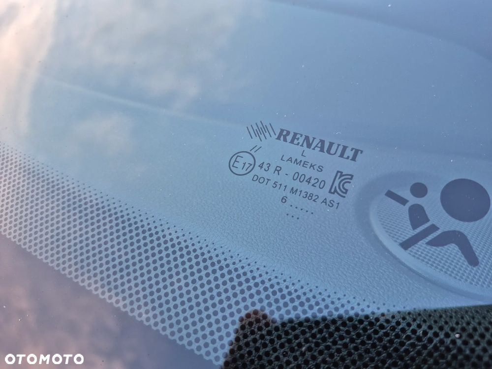 Renault Clio 1.2 16V 75 LIMITED - 8