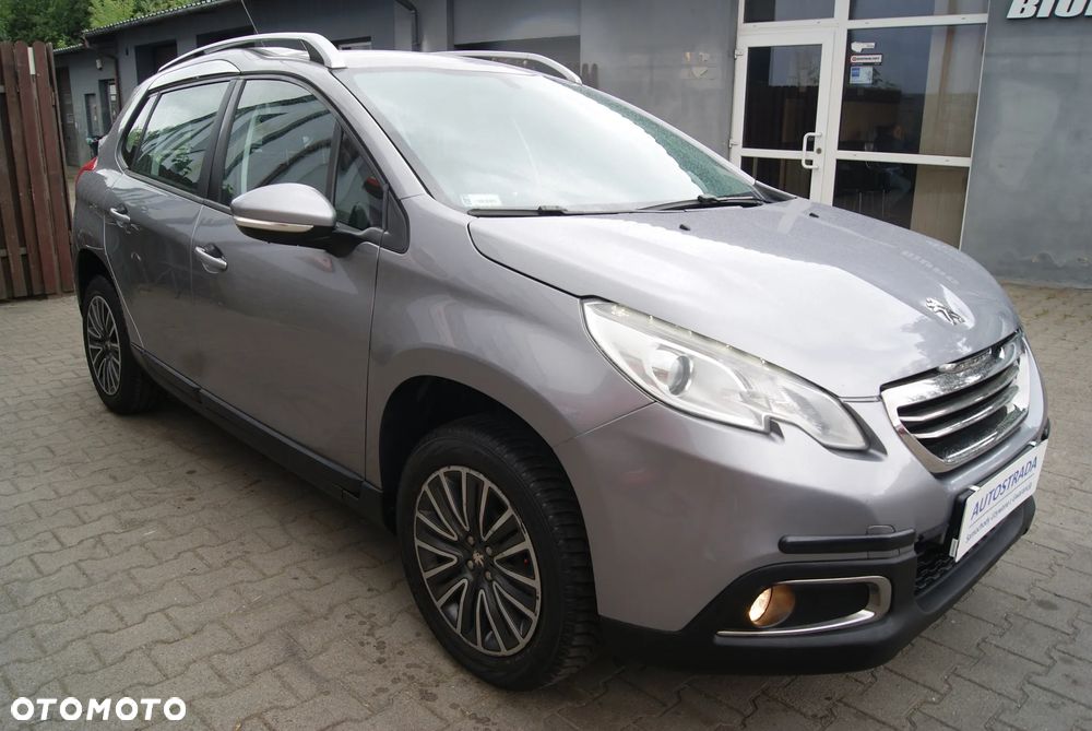 Peugeot 2008 1.2 Pure Tech Style - 6