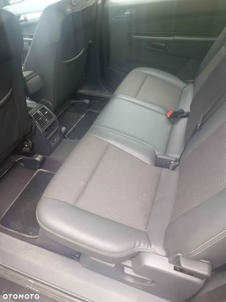 Opel Zafira 1.9 CDTI - 10