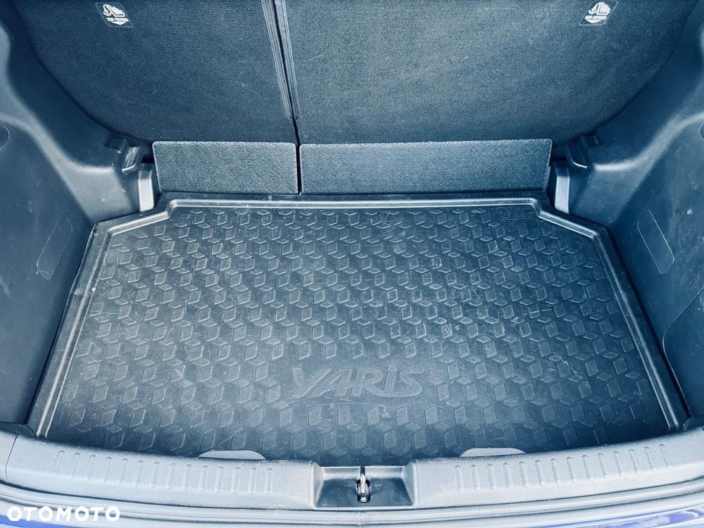 Toyota Yaris 1.5 Comfort - 9
