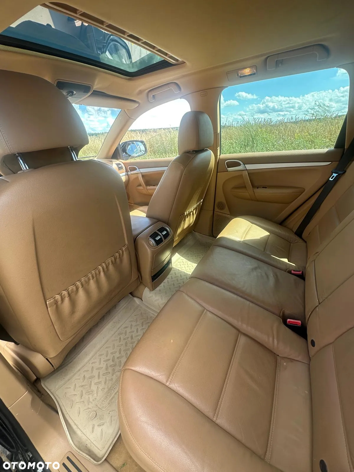 Porsche Cayenne - 5