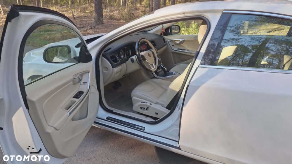 Volvo S60 - 28