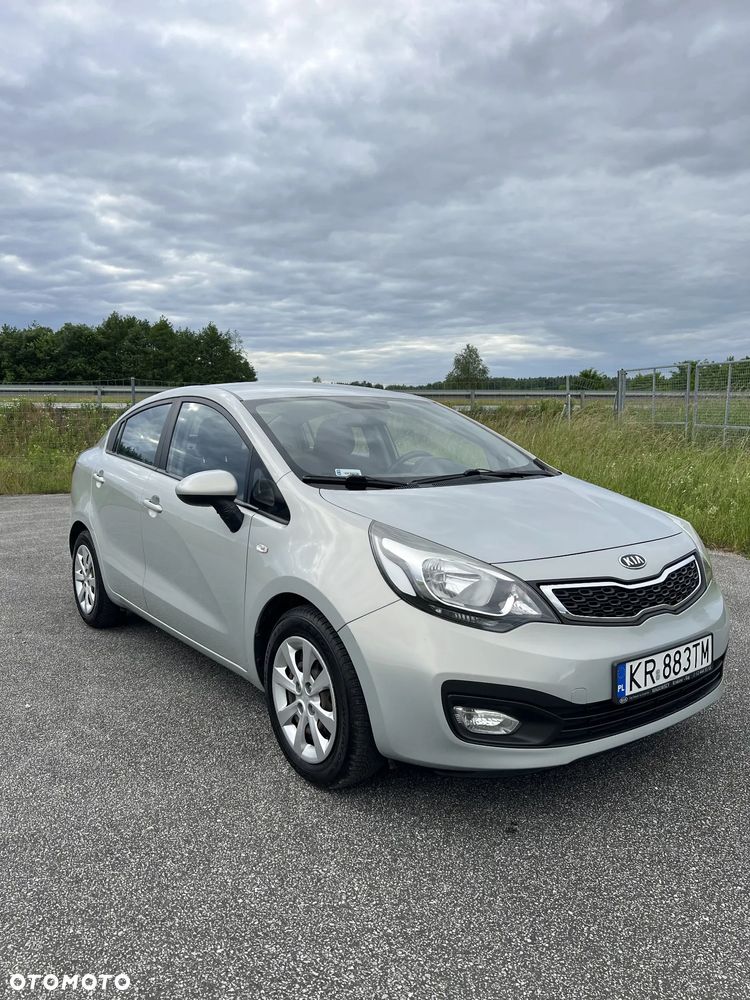 Kia Rio - 2