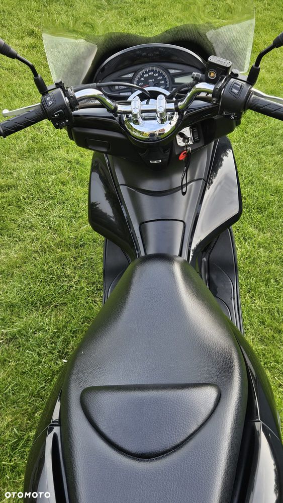 Honda PCX - 9