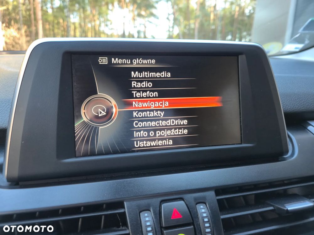 BMW Seria 2 218d Sport-Aut Luxury Line - 24