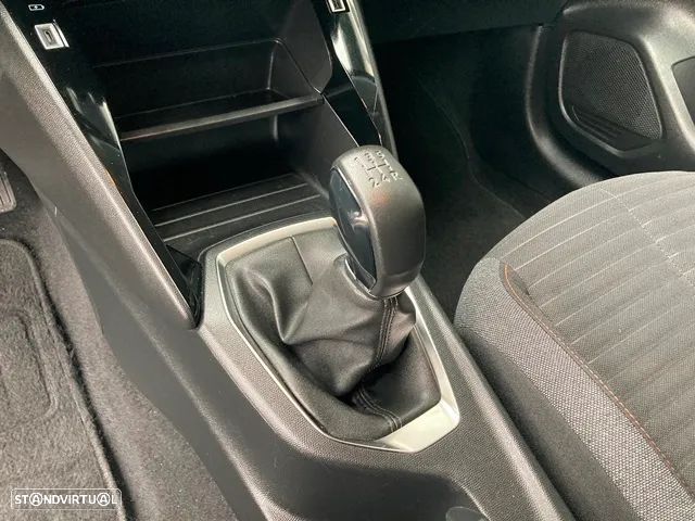 Peugeot 208 1.2 PureTech Active Pack - 24