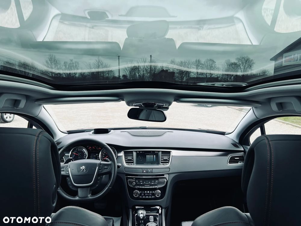 Peugeot 508 RXH Hybrid4 - 27