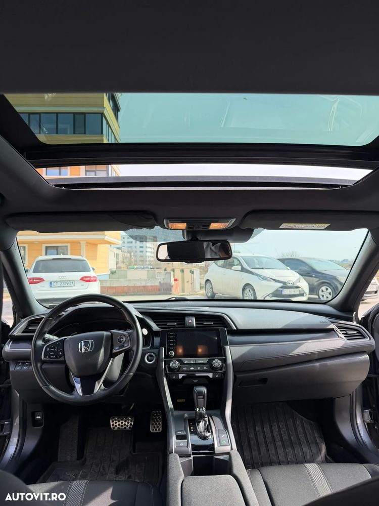 Honda Civic 1.5 i-VTEC Turbo CVT Sport Plus - 13