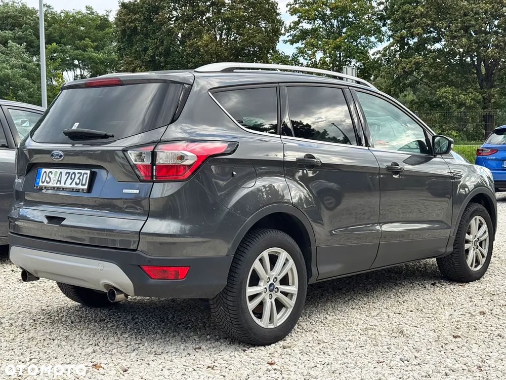 Ford Kuga 1.5 EcoBoost 2x4 Titanium - 11