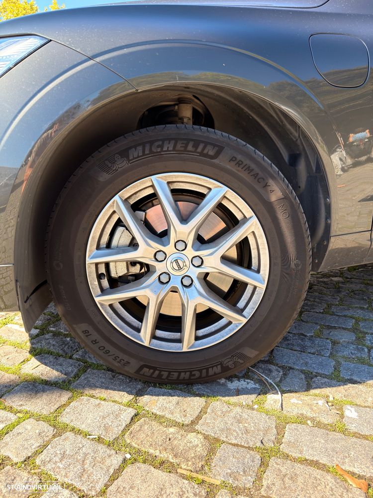 Volvo XC 60 2.0 T8 PHEV Momentum AWD - 5