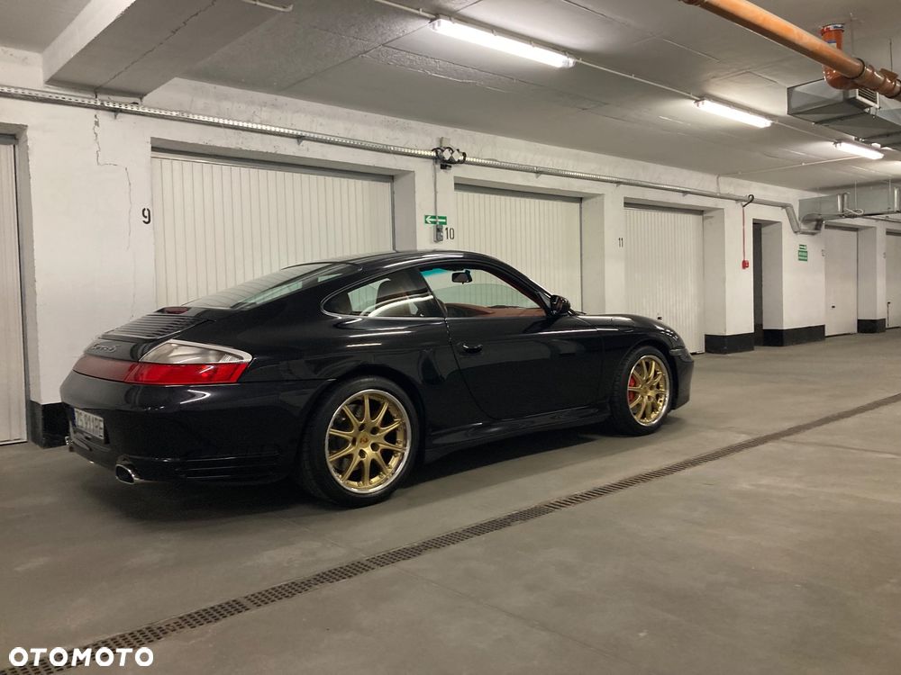 Porsche 911 - 22