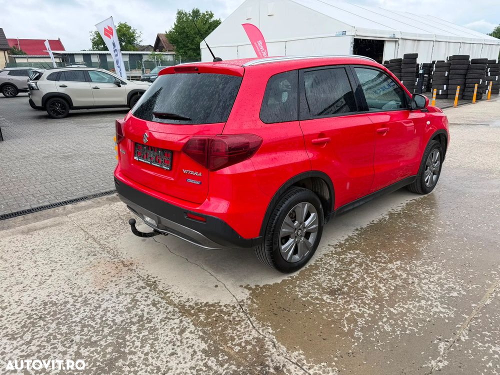 Suzuki Vitara 1.4 Boosterjet MHEV Passion - 3