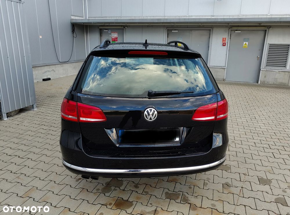 Volkswagen Passat Variant 2.0 TDI BlueMotion Technology Highline - 19
